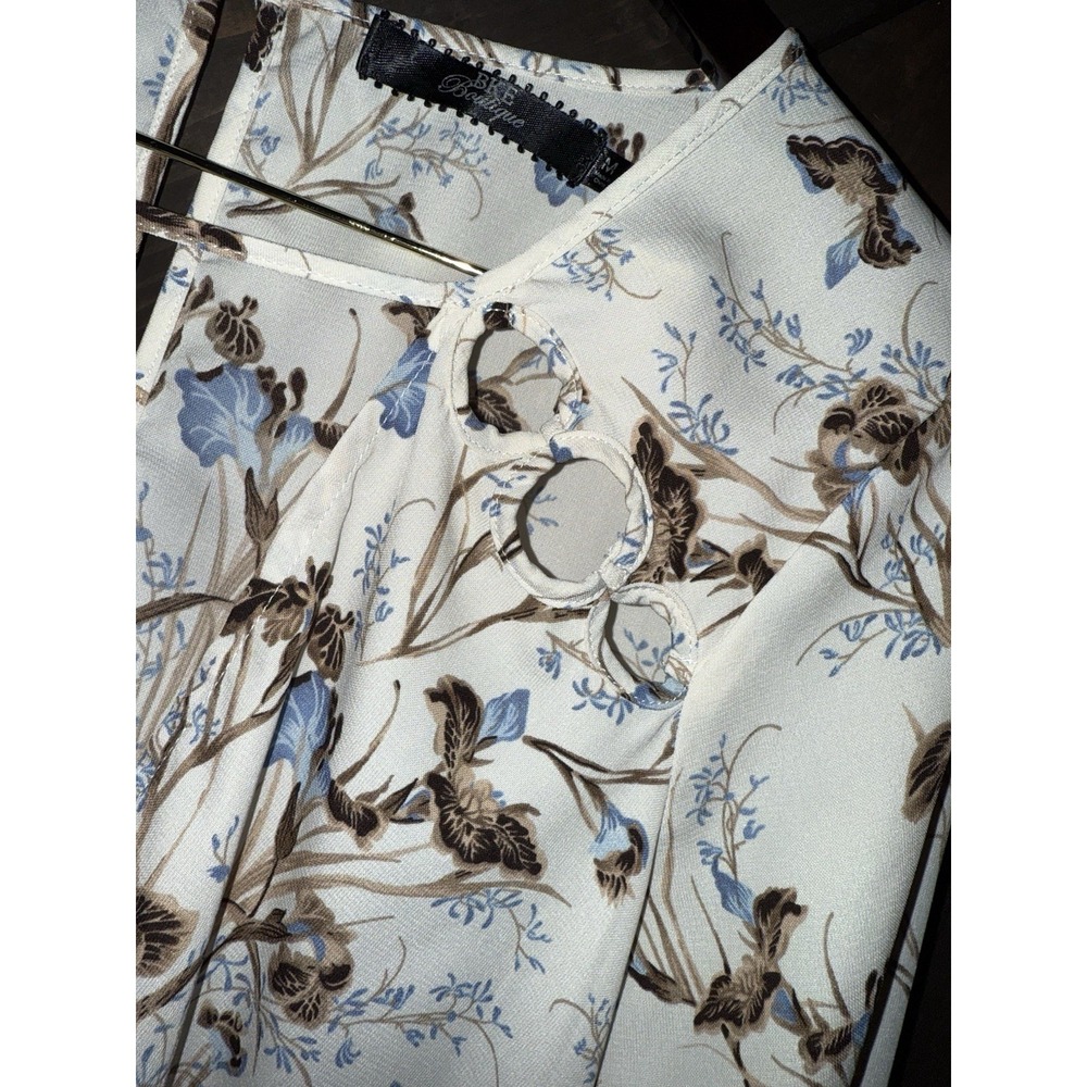 BKE Buckle Womens Medium M Sheer Blouse Floral Cover Top Shirt - Picture 5 of 7